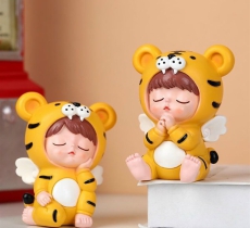 Em Bé Hổ trang trí Bánh kem
