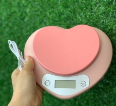 Cân Điện Tử hình trái tim ( dùng pin và sạc điện)