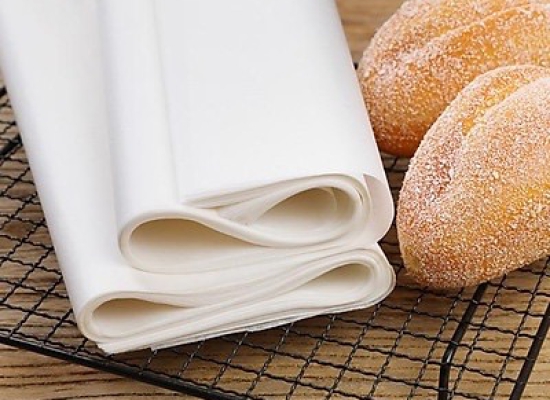 Giấy trắng, giấy vàng lót bánh