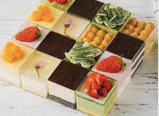 Hộp Vuông Mica bánh lạnh ( mousse , tiramisu, bánh kem….)
