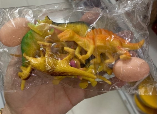 Set khủng long có trứng trang trí bánh kem